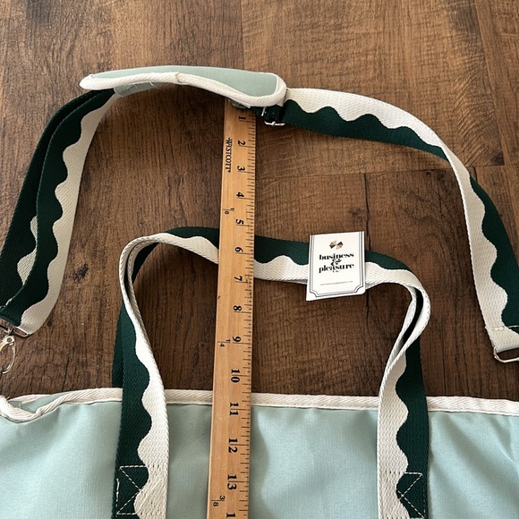 New with Tags Business & Pleasure Co. Cooler Tote Bag Light Blue - Picture 8 of 12